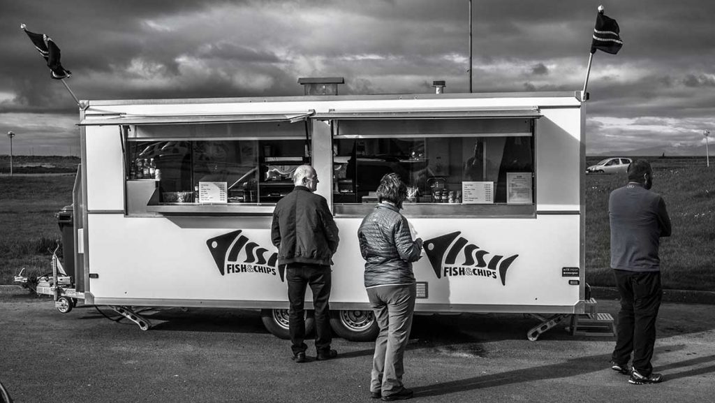 Issi – Fish & Chips á Fitjum í Reykjanesbæ