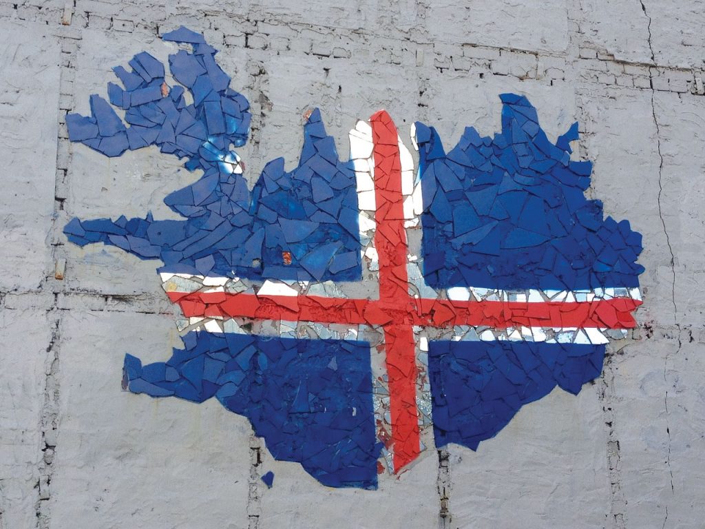 Íslenski fáninn - Flag of Iceland