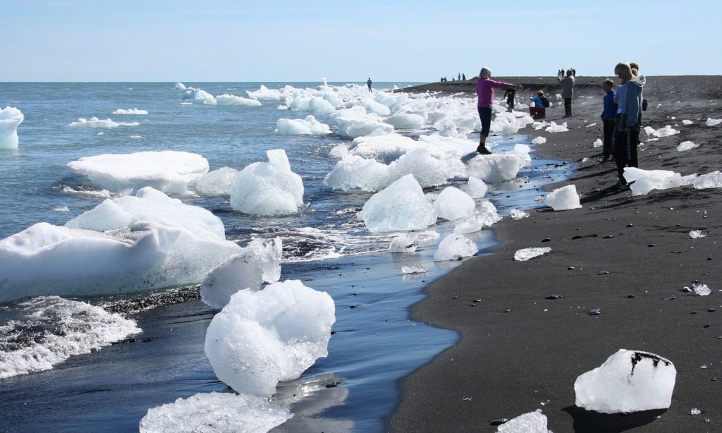 Jökulsárlón - Jökulsárlón is a glacial lagoon, bordering Vatnajökull National Park in southeastern Iceland.