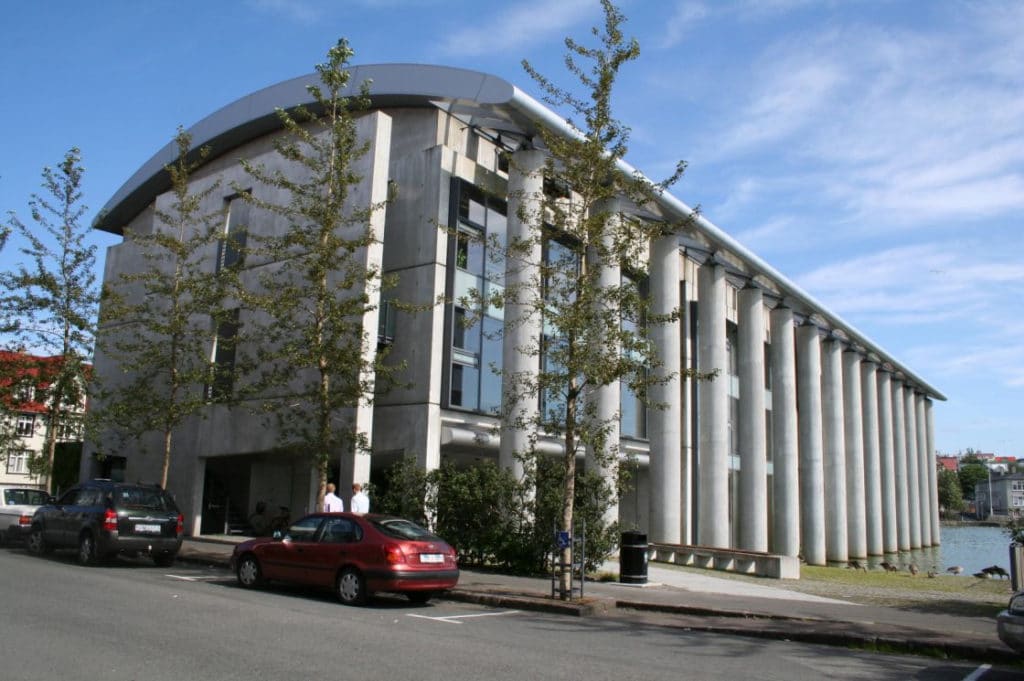 Ráðhús Reykjavíkur - Reykjavík Town Hall