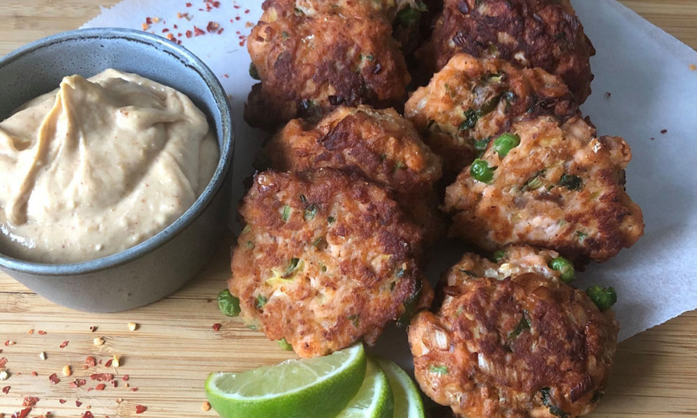 Thai fish cakes með Thaisósu - Laxabollur