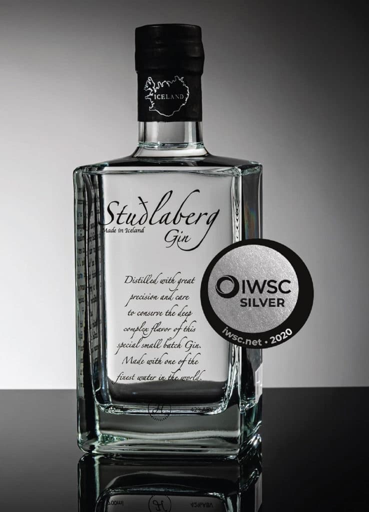 Stuðlaberg gin frá íslenska fyrirtækinu Hovdenak Distillery