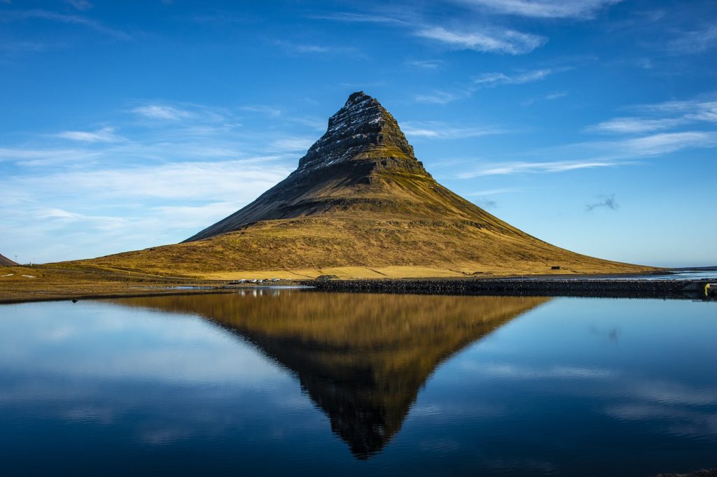 Kirkjufell