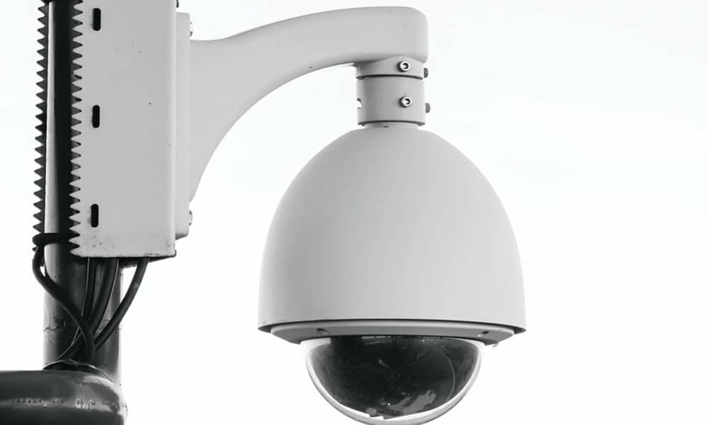 Eftirlitsmyndavél - Surveillance camera