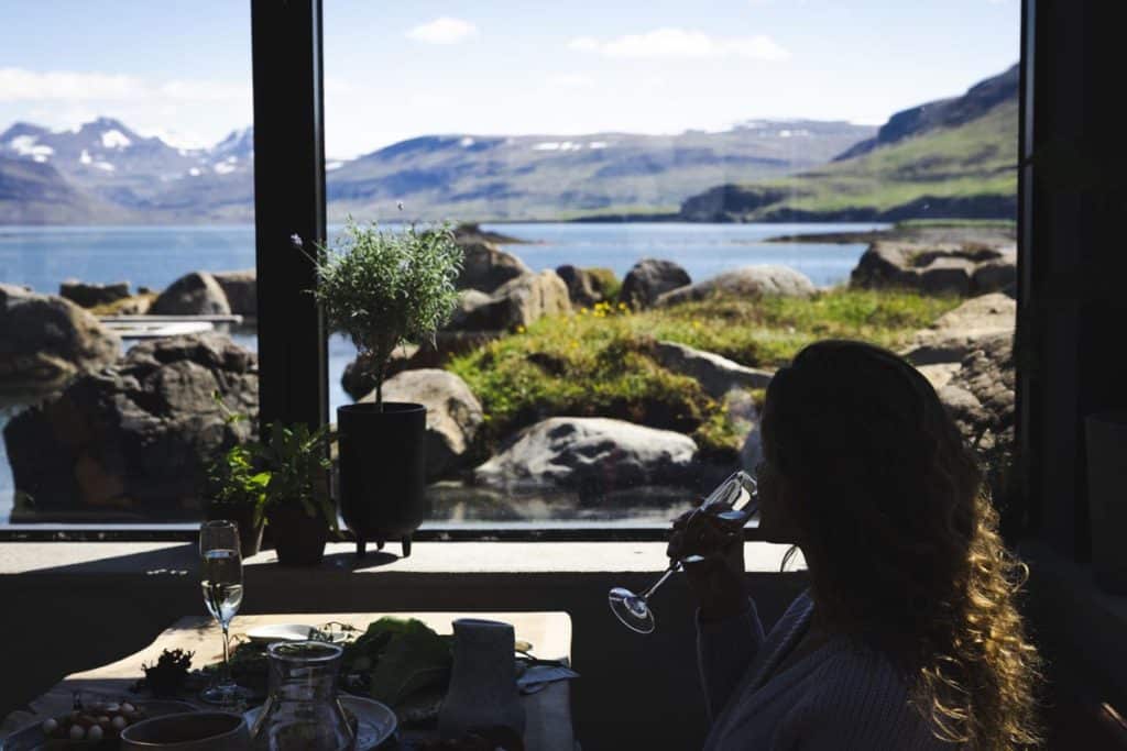 Stormur Bistró í Hvammsvík í Hvalfirði