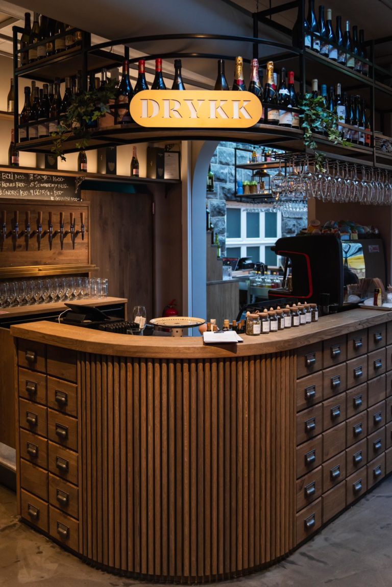 Myndir af Pósthús Food Hall – Bæði nýir og vinsælir veitingastaðir í ...