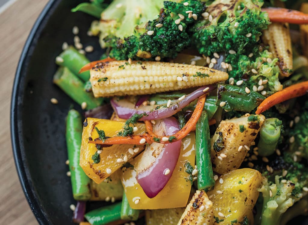 Grænmeti - Steikt - Maís - Rauðlaukur - Spergilkál - Broccoli - Belgbaunir - Paprika