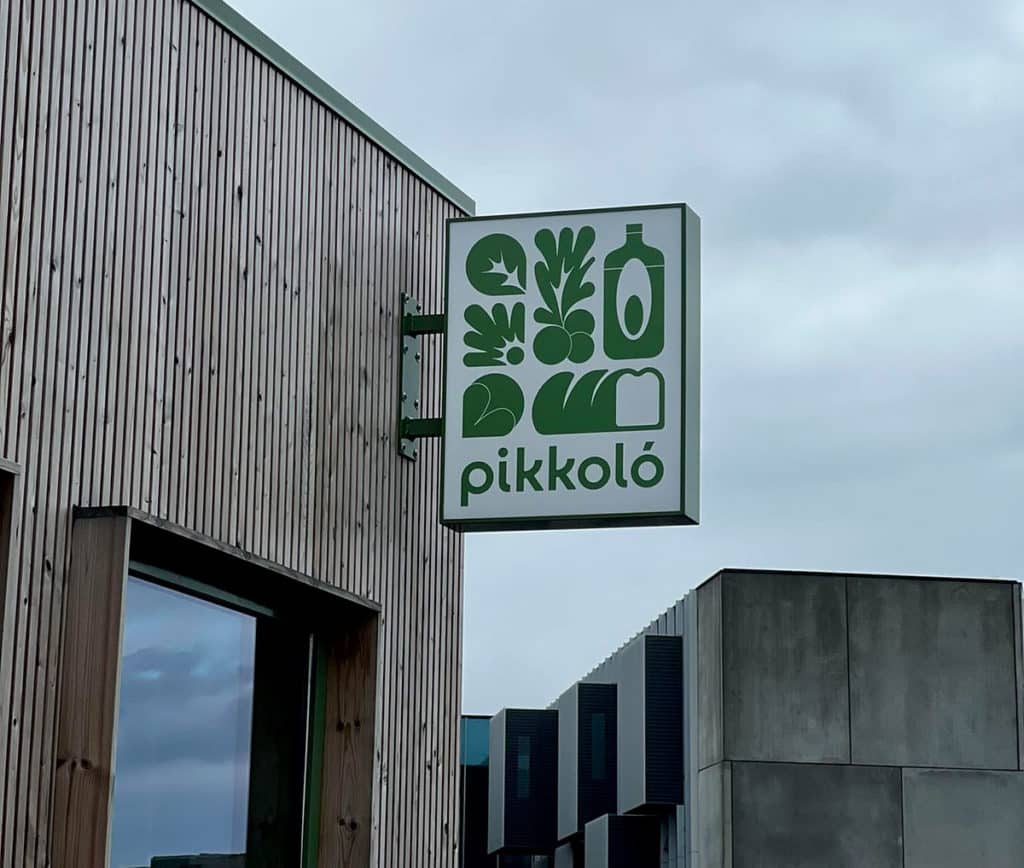 Fyrsta Pikkoló stöðin opnar