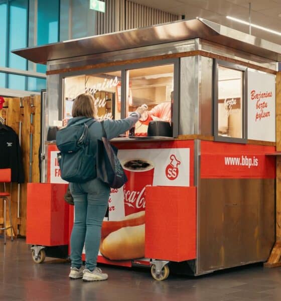 Bæjarins beztu opnar þriðja pylsuvagninn á Keflavíkurflugvelli