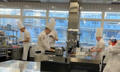 Bein útsending frá matreiðslukeppninni Arctic Young chef í Hótel- og matvælaskólanum