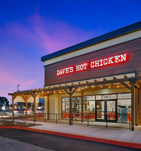 Roark Capital í samningaviðræðum um kaup á Dave’s Hot Chicken fyrir 1 milljarð dala