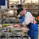 Ný kynslóð kjötiðnaðarmanna - Myndasafn af nemendum að störfum