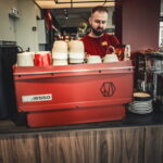 Nýtt kaffihús opnað í miðbæ Akureyrar: Kaffi LYST tekur á móti gestum í Pennanum Eymundsson