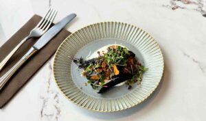 Gladmat - Fjórir toppstaðir undir einu tjaldi – íslenskir matreiðslumeistarar setja svip sinn á matarhátíð í Noregi – Myndir