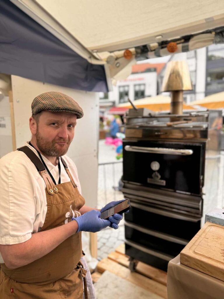 Fjórir toppstaðir undir einu tjaldi – íslenskir matreiðslumeistarar setja svip sinn á matarhátíð í Noregi – Myndir