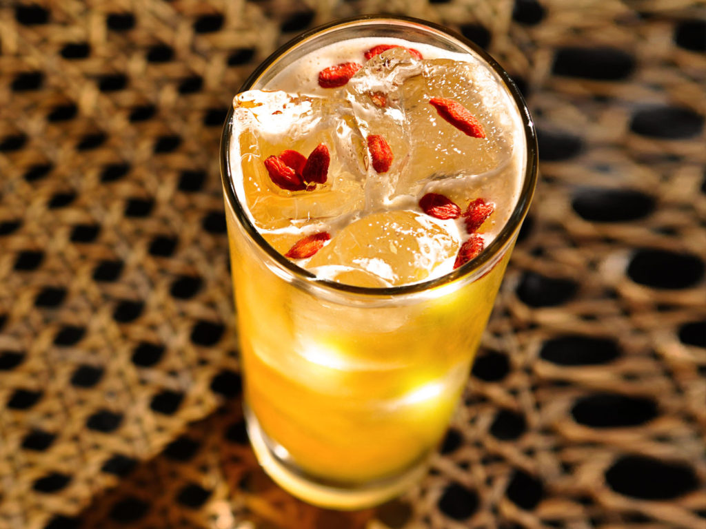 Rabarbaratímabilið er komið: Prófaðu þennan ferska sumarkokteil