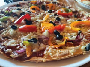 Veitingarýni: Hlýleg stemning og ferskir réttir í hjarta Húsavíkur - Salka Restaurant - Veitingastaður