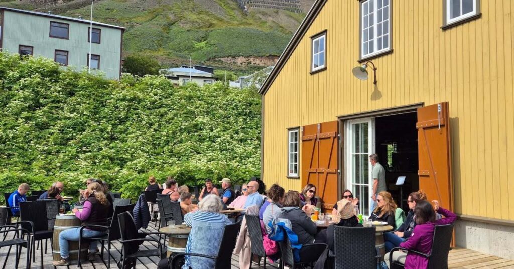 Síldarkaffi fagnar 1 árs afmæli í dag - Með síldina í aðalhlutverki