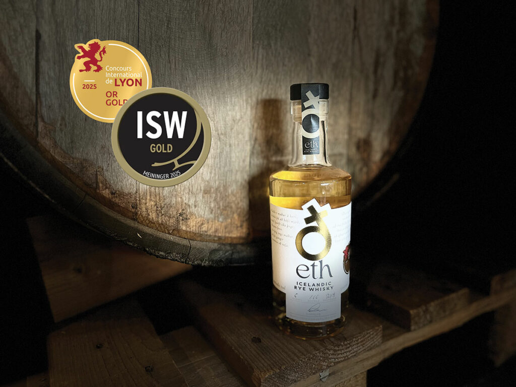 Önnur gullverðlaun ð á árinu - Flóki whisky