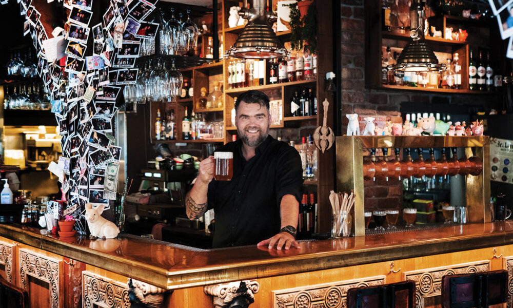 Lærðu listina að para saman bjór og mat með Sveini Waage - Sveinn Waage - Sæta Svínið