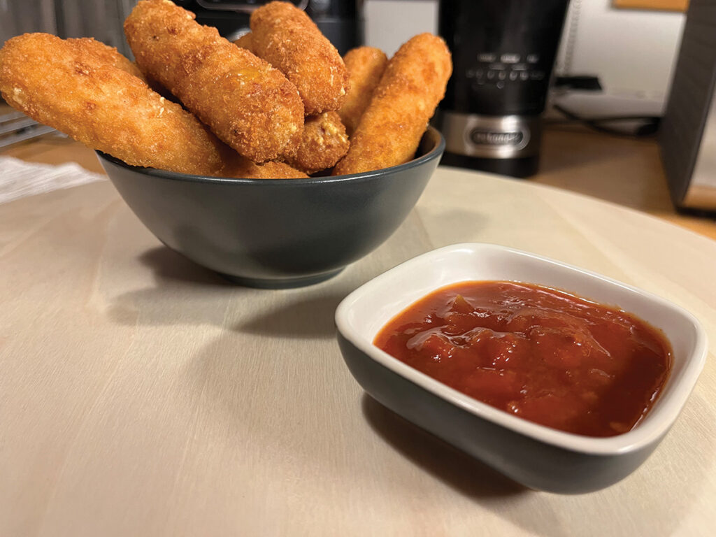 Veitingarýni: Chili Cheese vegan kjúklingastangirnar komu skemmtilega á óvart