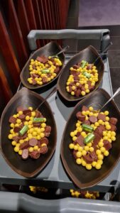 Alþjóðlegi kokkadagurinn 2025 - Smjörbaðaðar kótilettur fyrir 350 gesti - Klúbbur matreiðslumeistara