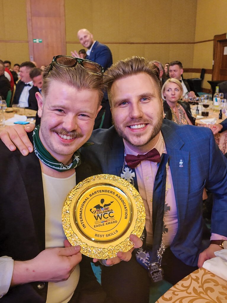 Róbert Aron Garðarsson Proppé vinnur Eagle Award á HM Barþjóna