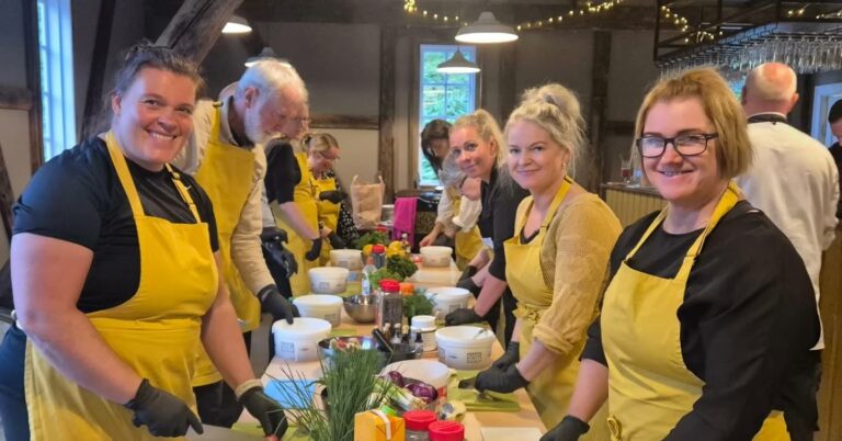 Fullkomin síld á jólaborðið. Sænskir kokkar kenna handtökin