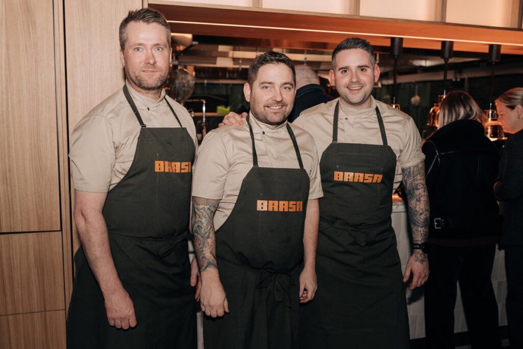 Brasa tekur á móti fyrstu gestum í Smáratorgi. Sjáðu stemninguna frá opnunarpartýinu