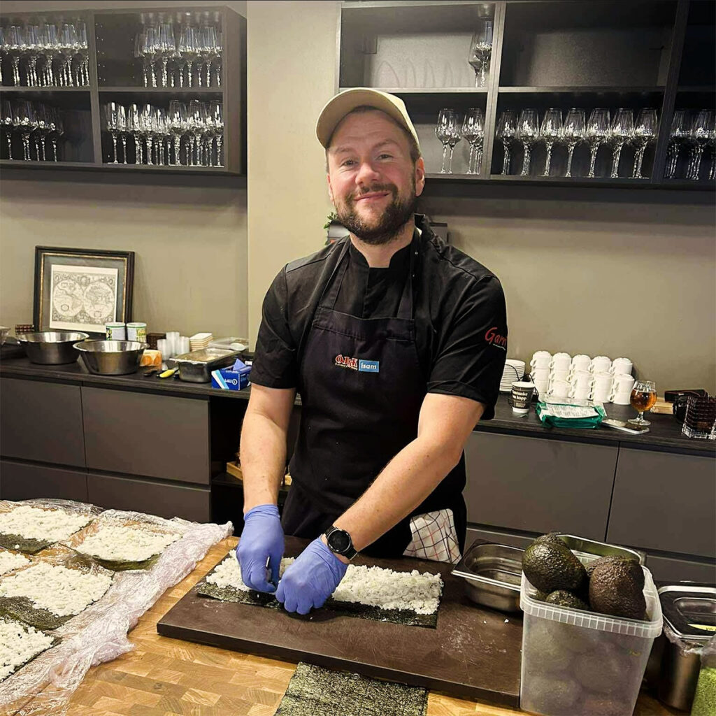 Sushi staðurinn Majó flytur starfsemi sína í Hof á Akureyri