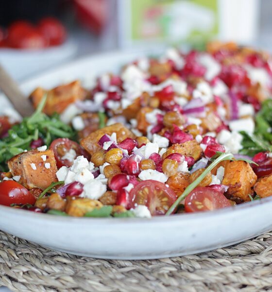 Ferskt og litríkt sætkartöflusalat sem hentar við öll tilefni