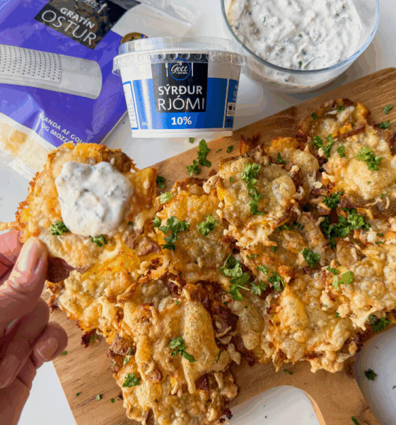 Fullkomið meðlæti eða forréttur: stökkar kartöflur með sósu