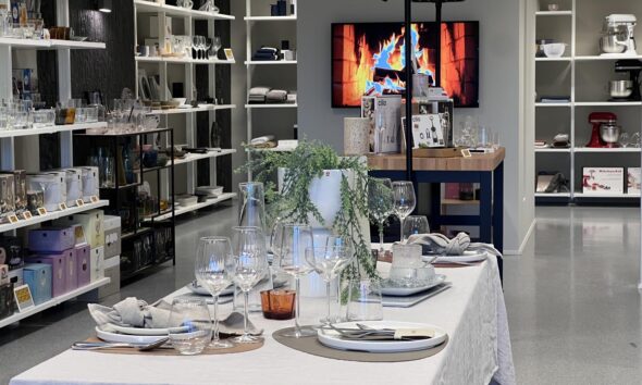 Ásbjörn Ólafs flytur í glæsilegt húsnæði og blæs til umfangsmikillar lagersölu