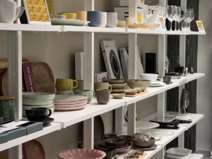 Ásbjörn Ólafs flytur í glæsilegt húsnæði og blæs til umfangsmikillar lagersölu