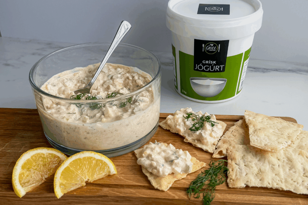 Létt og rjómakennt eggjasalat með grískri jógúrt