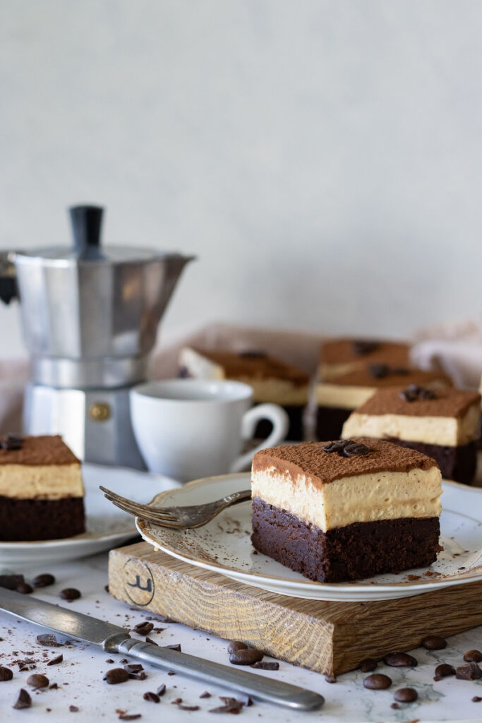 Tiramisú brownies með silkimjúku mascarpone kremi