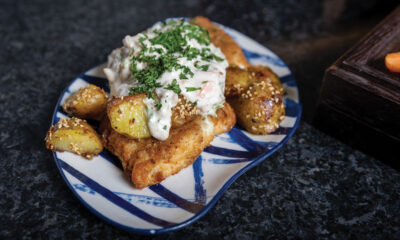 Stökkir Kentucky þorskbitar með kartöflum og heimagerðri tartar sósu