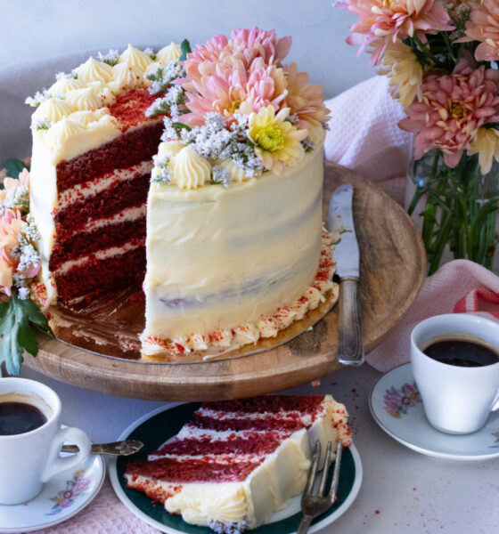 Rómantísk red velvet terta sem slær í gegn á konudaginn