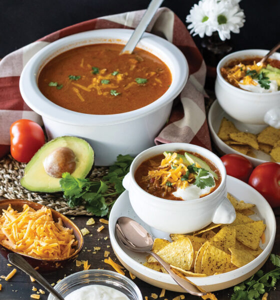 Bragðmikil taco súpa með cheddar og sýrðum rjóma