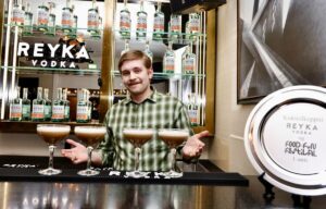 Myndaveisla: Svavar Helgi Ernuson sigraði í Reyka kokteilkeppninni á Food & Fun