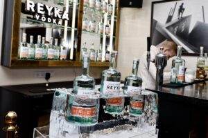 Myndaveisla: Svavar Helgi Ernuson sigraði í Reyka kokteilkeppninni á Food & Fun