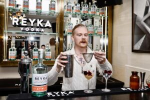 Myndaveisla: Svavar Helgi Ernuson sigraði í Reyka kokteilkeppninni á Food & Fun