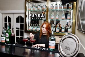 Myndaveisla: Svavar Helgi Ernuson sigraði í Reyka kokteilkeppninni á Food & Fun