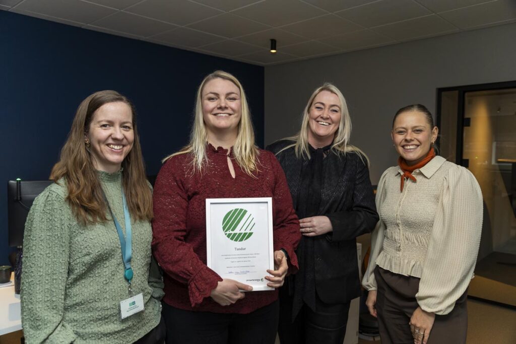 Tandur fyrst á Íslandi til að Svansvotta snyrtivörur