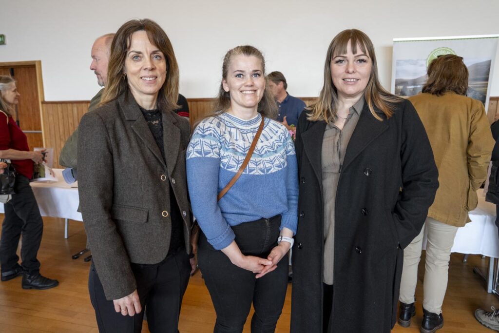 „Ómetanlegt að vita hvaðan maturinn kemur“ sagði Dóra. Um 100 manns á stefnumóti á Flúðum - Myndir