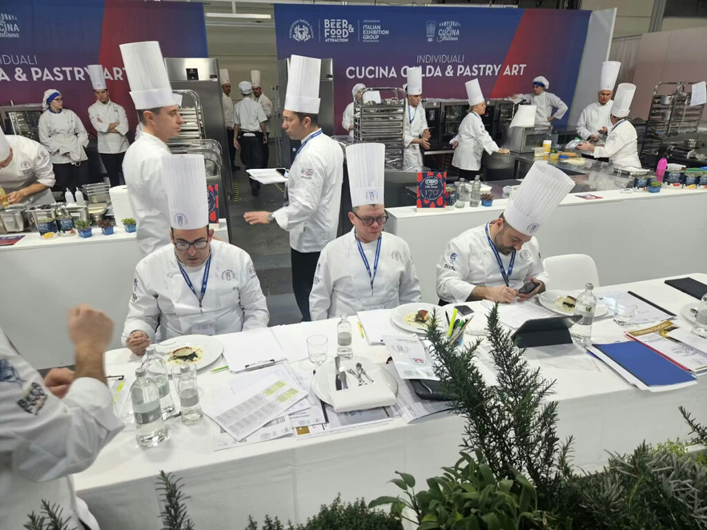 Tuttugu matreiðslunemar kepptu um besta réttinn úr íslenskum saltfiski