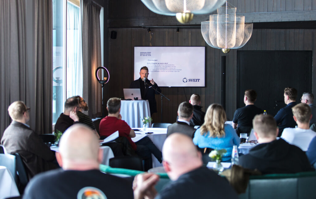 Ný stjórn SVEIT tekin við eftir vel sóttan aðalfund