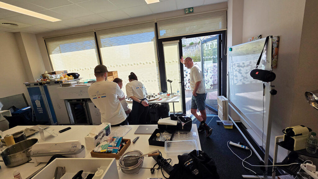 „Ég var glaður og þakklátur fyrir að vera partur af þessu teymi“ segir Jakob Árni