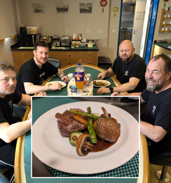 Ísak kokkur galdraði fram hátíðarmat fyrir áhöfn Björgúlfs EA 312