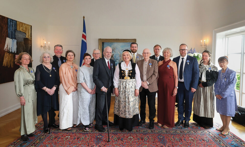Hrefna Sætran sæmd fálkaorðunni fyrir framlag sitt til veitingageirans